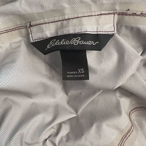 Women’s Eddie Bauer Weatheredge utility hooded jacket. Size XS. - Picture 4 of 14